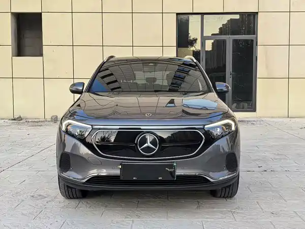 Mercedes-Benz EQA 2024