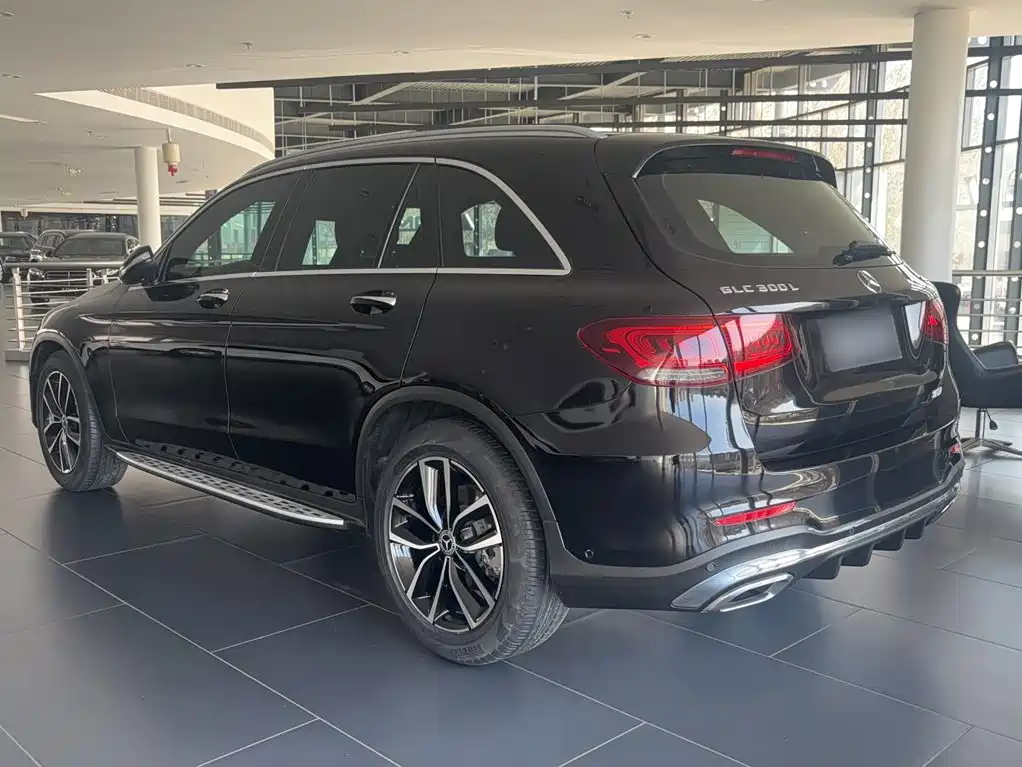 Mercedes-Benz GLC 2019 — фото 14