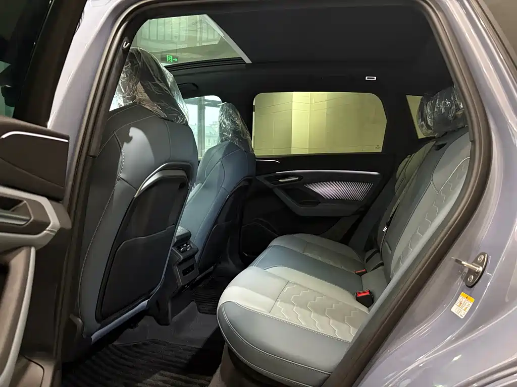 Audi Q6L e-tron 2026