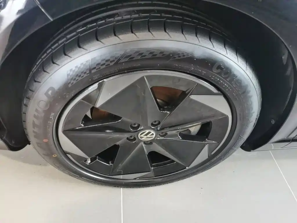 Volkswagen Distinctive 06 2025 — фото 23