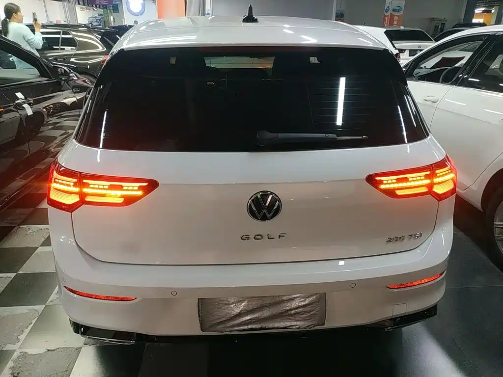 Volkswagen Golf 2022