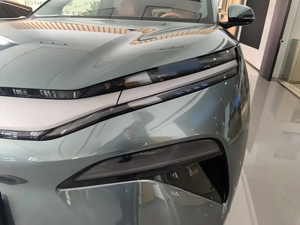 BYD Tang L 2025 — фото 24