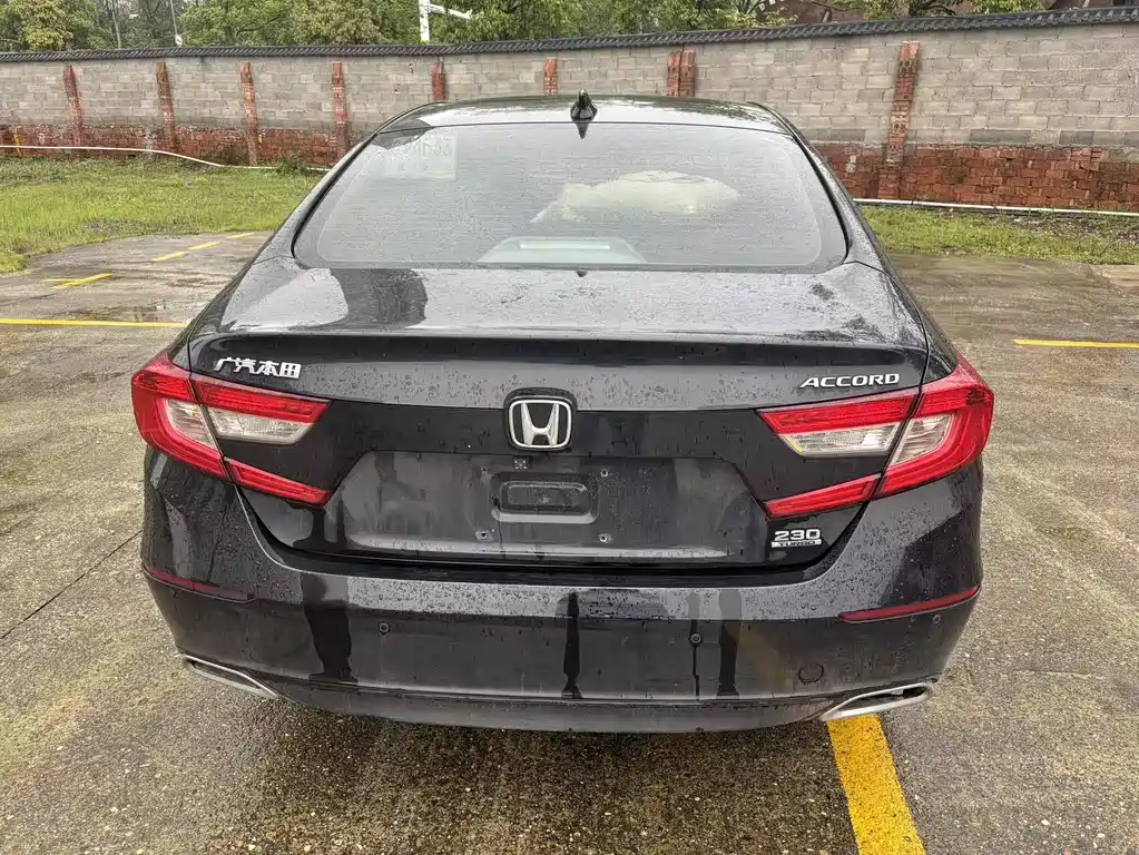 Honda Accord 2019 — фото 6