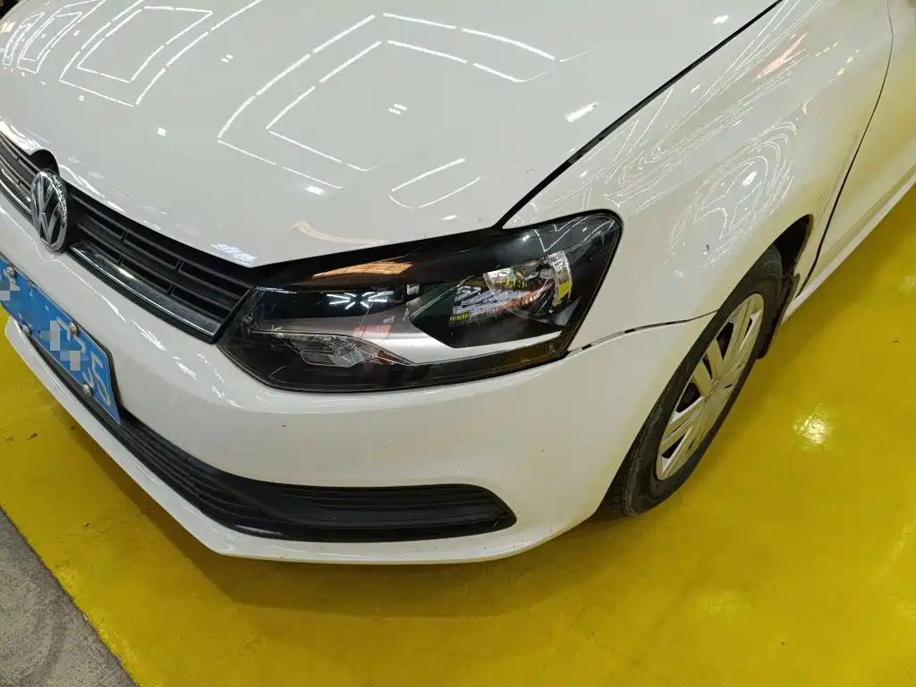 Volkswagen Polo 2016 — фото 18