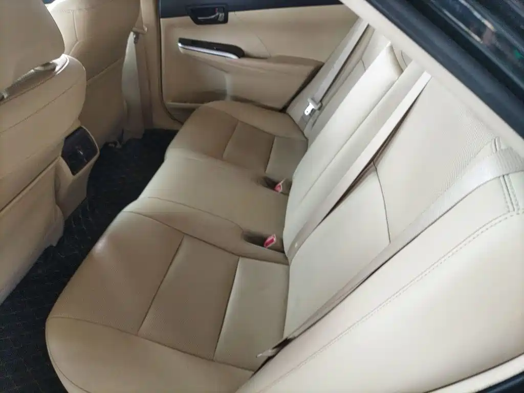 Toyota Camry 2017 — фото 13