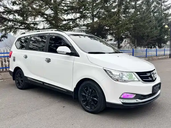 Baojun 730 2016