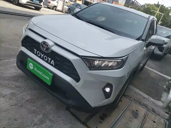 Toyota RAV4 2024