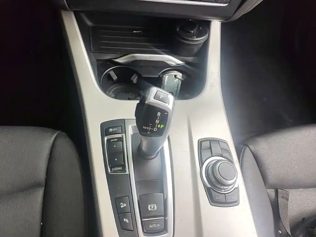 BMW X3 2016 — фото 14