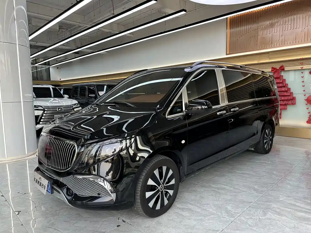 Mercedes-Benz Vito 2023 — фото 1