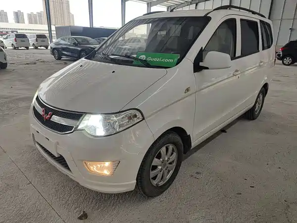 Wuling Hongguang 2018