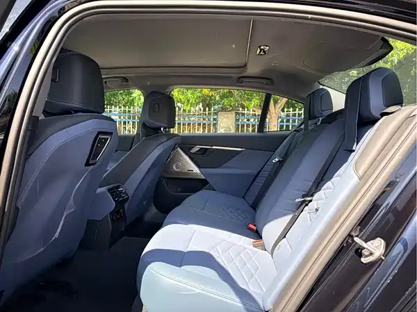 BMW 5 Series 2024
