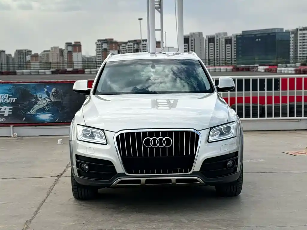 Audi Q5 2018 — фото 2