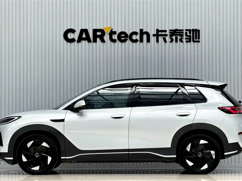 BYD Sealion 05 EV 2025 — фото 2