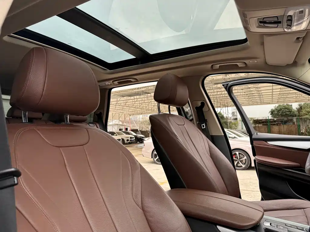 BMW X5 2018 — фото 14