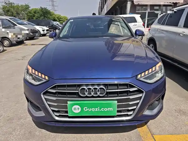Audi A4L 2020