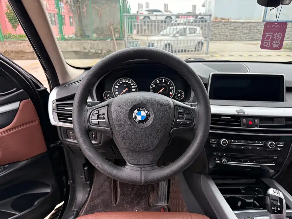 BMW X5 2018 — фото 10