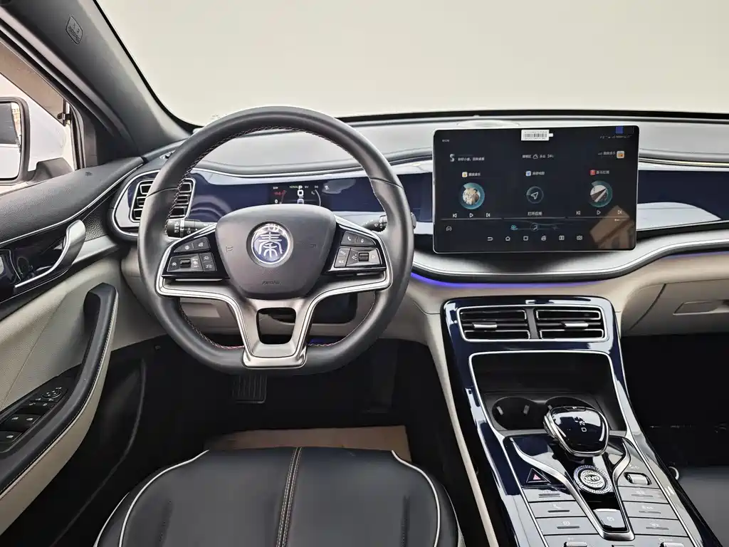 BYD Qin PLUS 2023 — фото 15