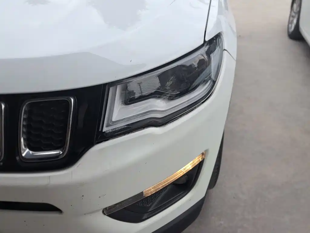 Jeep Compass 2019 — фото 24