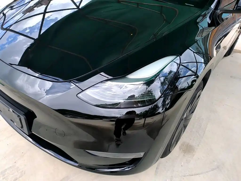 Tesla Model Y 2021 — фото 24