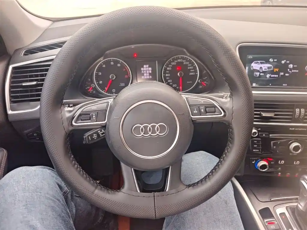 Audi Q5 2018 — фото 11