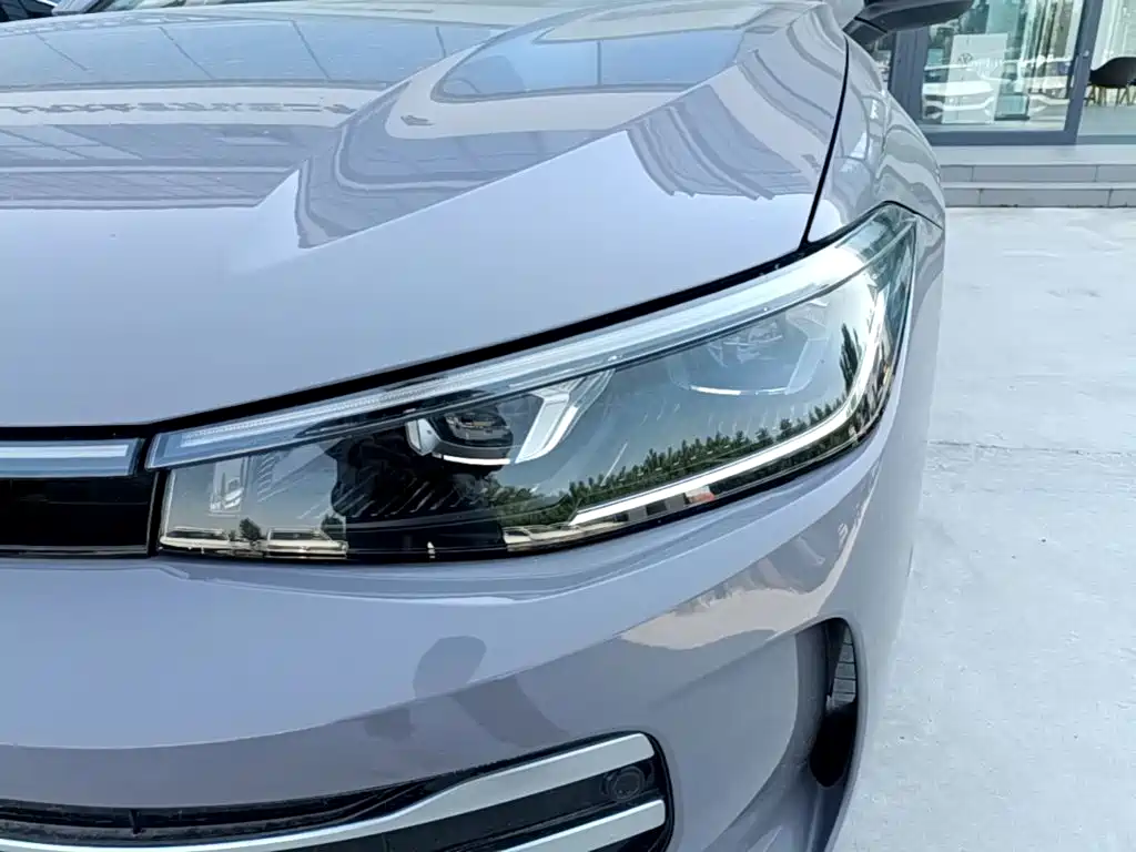 Volkswagen Passat 2024 — фото 24