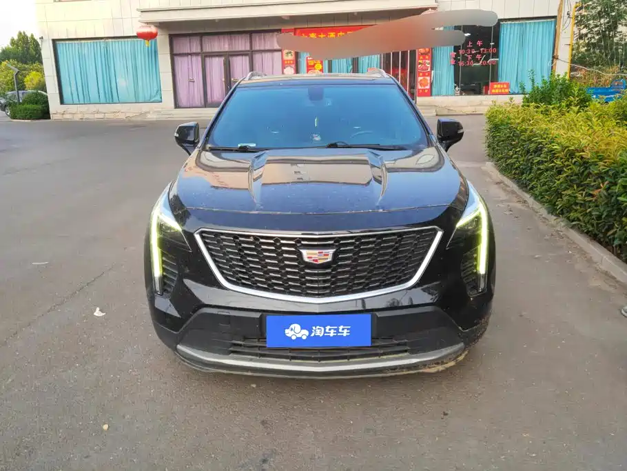 Cadillac XT4 2021 — фото 2