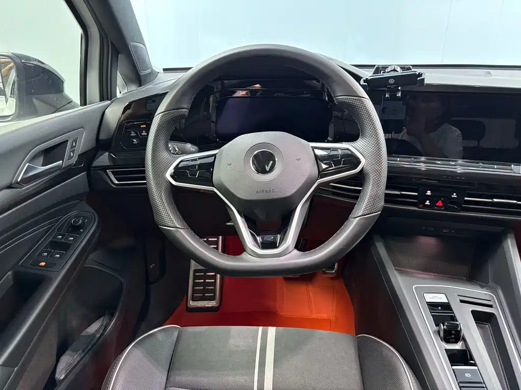 Volkswagen Golf 2022