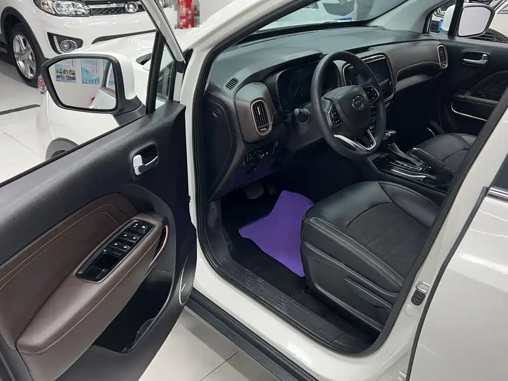 GAC Trumpchi GS3 2019 — фото 18