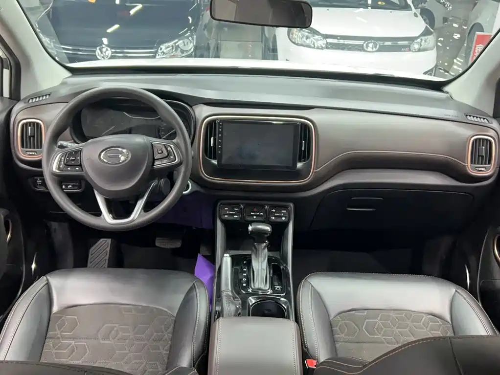 GAC Trumpchi GS3 2019 — фото 10