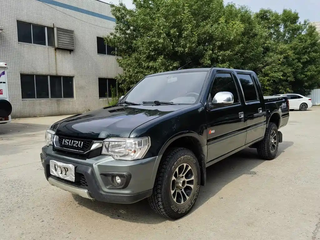 Isuzu T17 2023