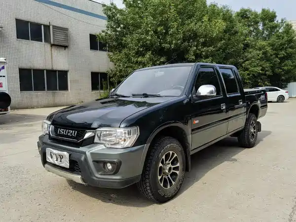 Isuzu T17 2023
