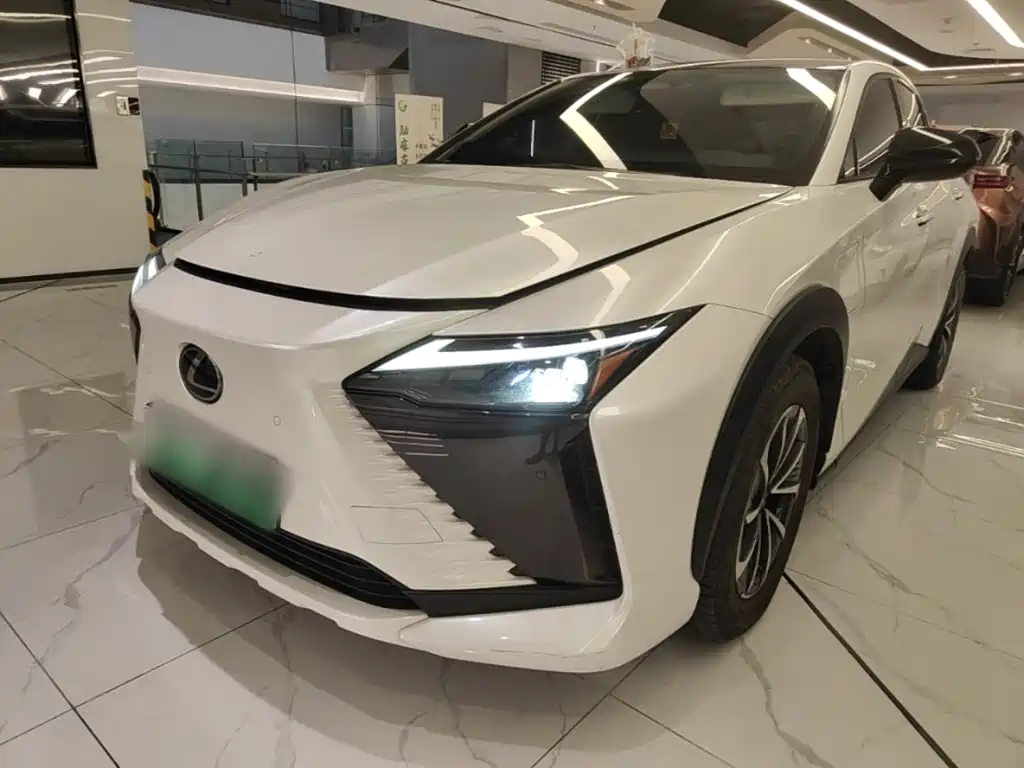 Lexus RZ 2023 — фото 1