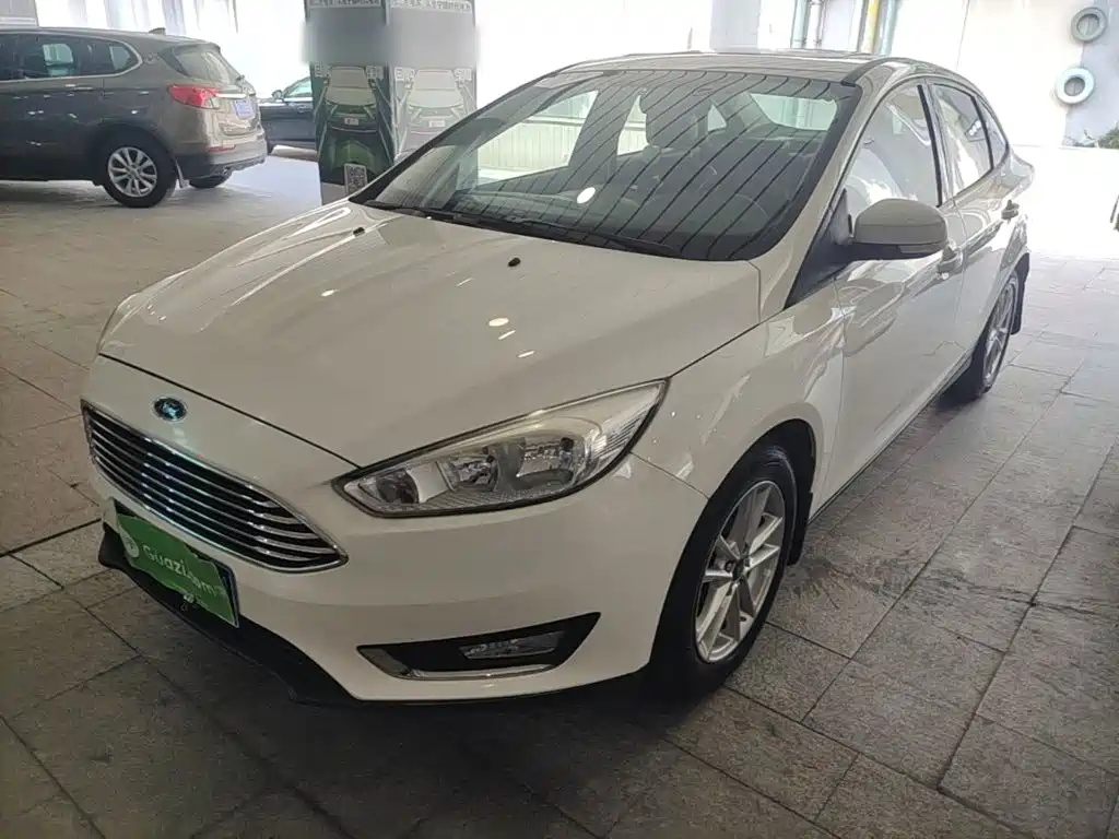 Ford Focus 2016 — фото 1