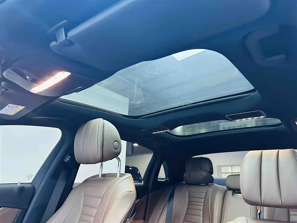 Mercedes-Benz E-Class New Energy 2022 — фото 18