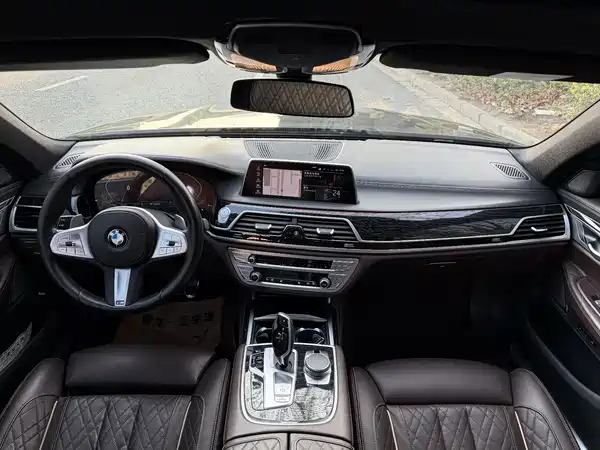 BMW 7 Series 2019