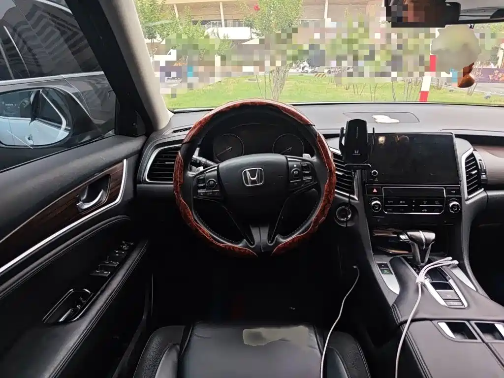 Honda Avancier 2017