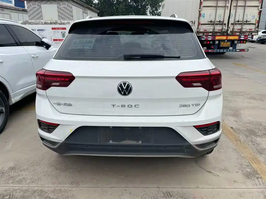 Volkswagen T-Roc 2022 — фото 11
