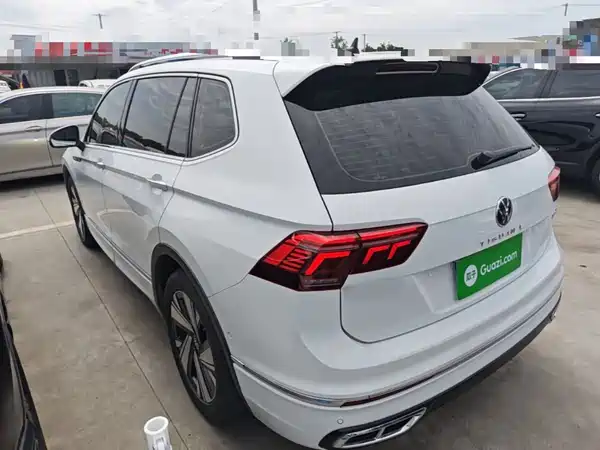 Volkswagen Tiguan L 2023