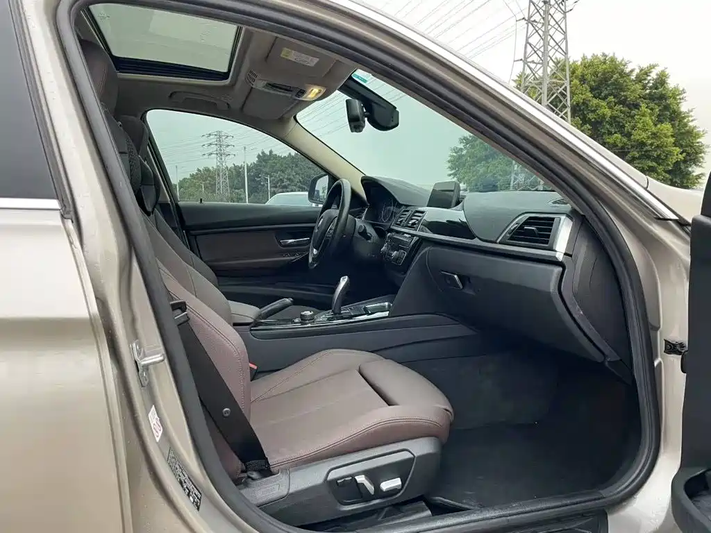 BMW 3 Series 2018