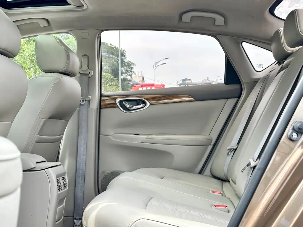 Nissan Sylphy 2015 — фото 34