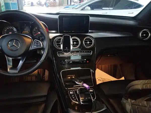 Mercedes-Benz GLC 2017