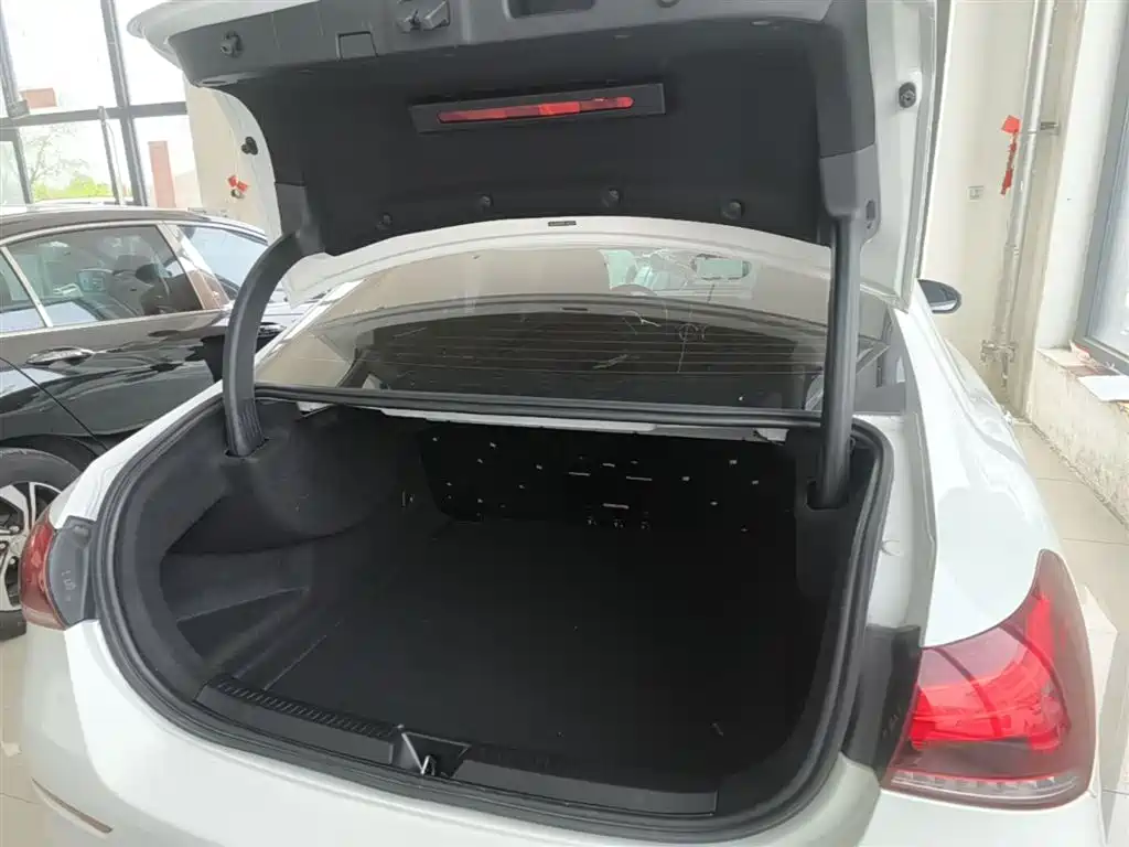 Mercedes-Benz A-Class 2023 — фото 19