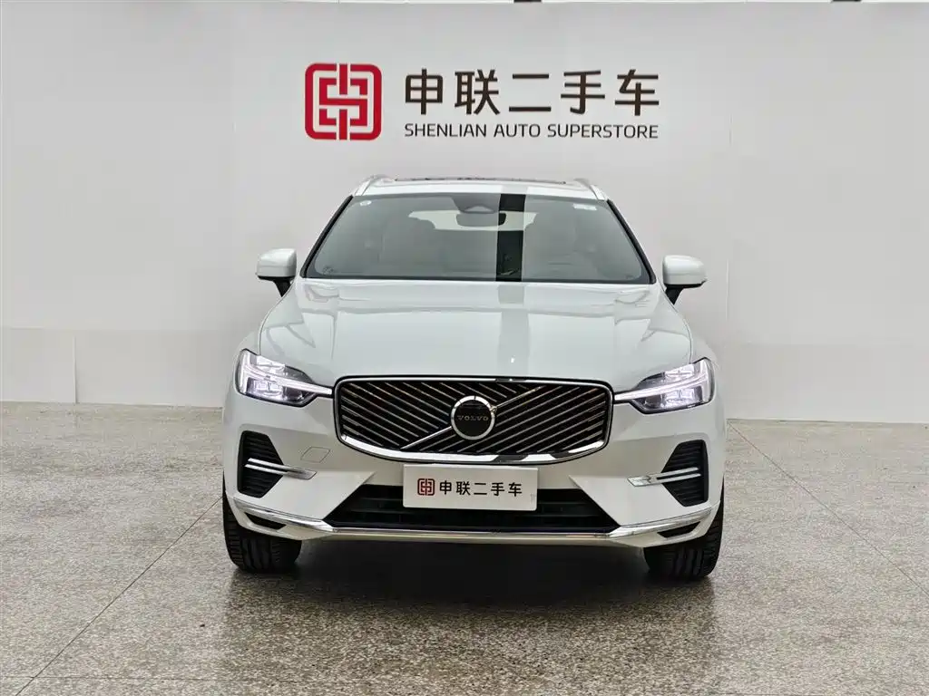 Volvo XC60 2025 — фото 5