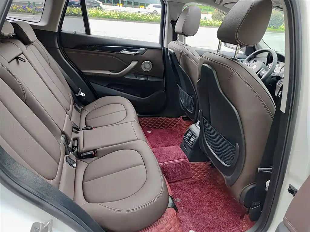 BMW X1 2022 — фото 11
