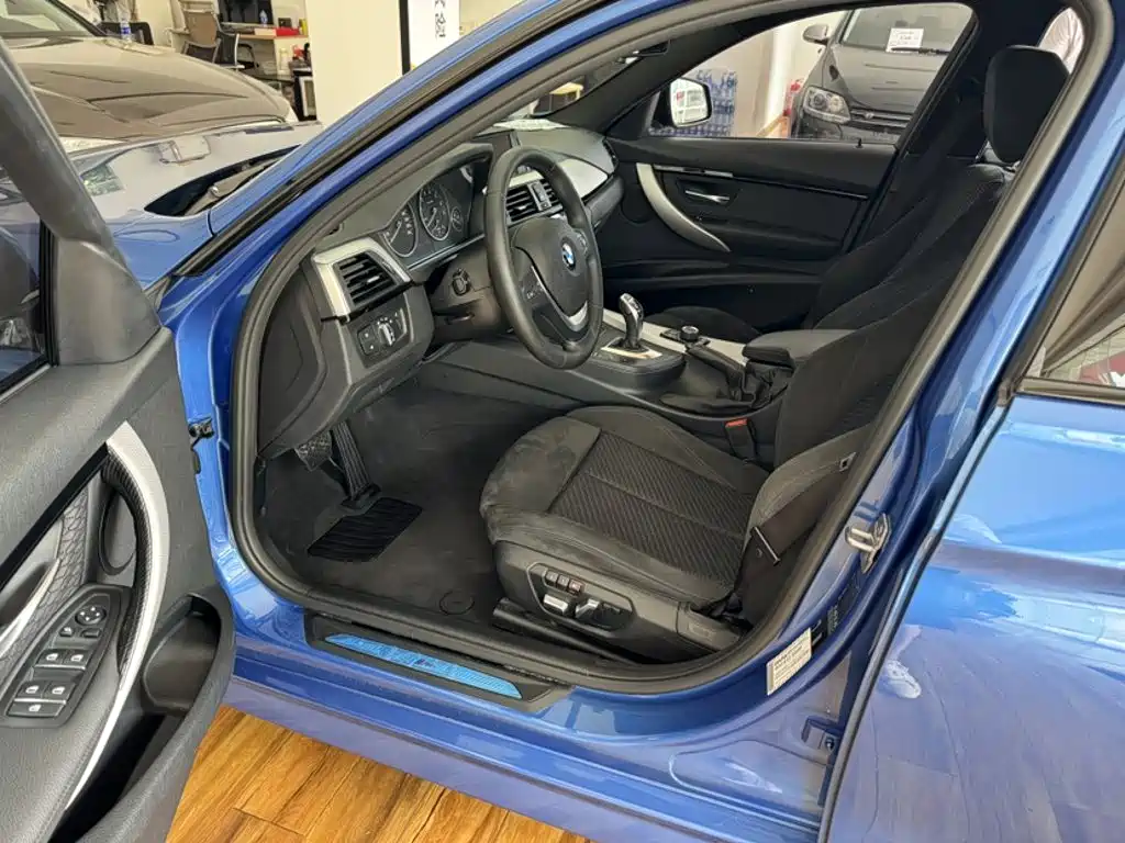 BMW 3 Series 2017