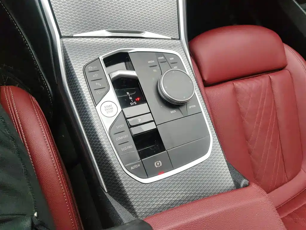 BMW 3 Series 2023 — фото 14