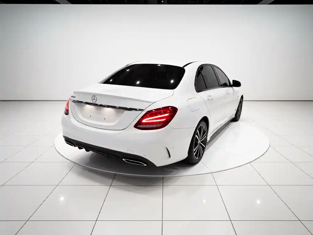 Mercedes-Benz C-Class 2019