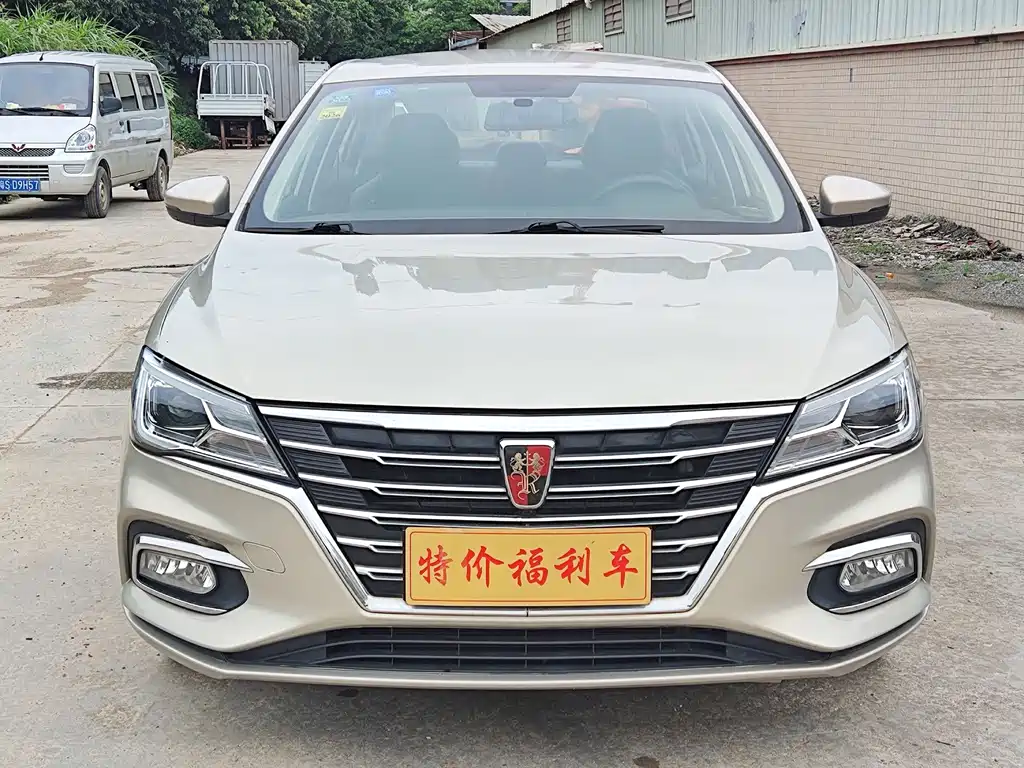 Roewe i5 2018