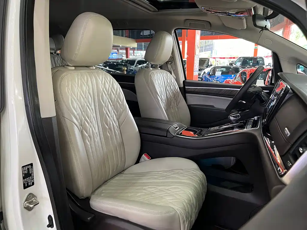 GAC Motor Trumpchi M8 2020 — фото 16