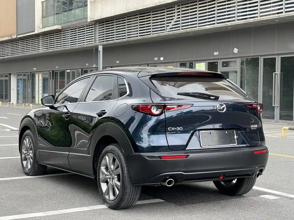 Mazda CX-30 2021 — фото 13